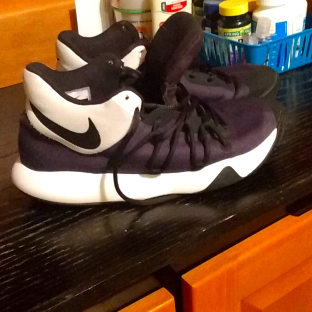 Nike KD Trey v